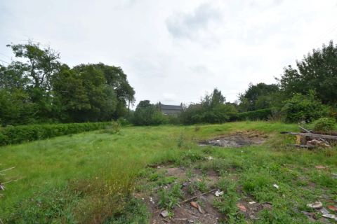 Property for auction in Herefordshire)