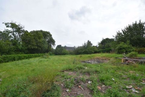 Property for auction in Herefordshire)