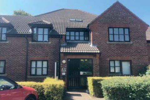 Property for auction in Northamptonshire)