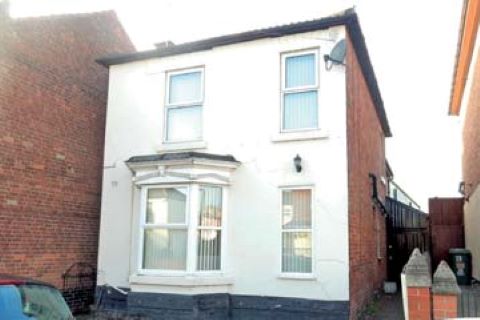 Property for auction in Nottinghamshire)