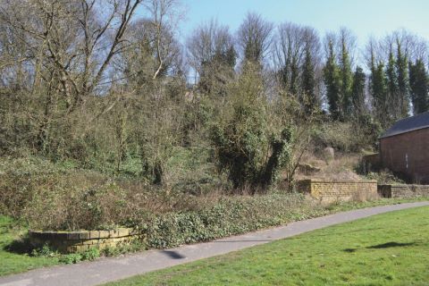 Property for auction in Derbyshire)