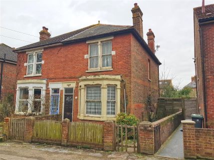 Property for auction in Hampshire)