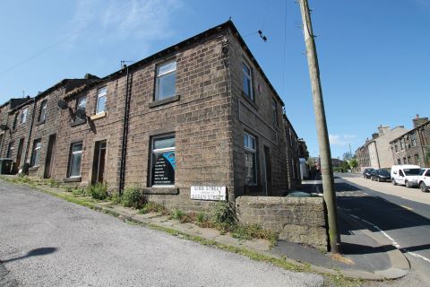 Property for auction in West Yorkshire)