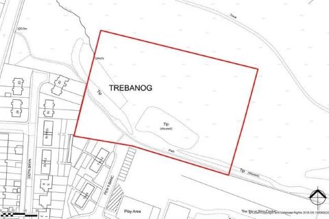 Property for auction in Mid Glamorgan)