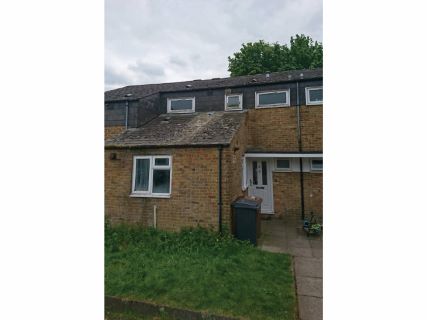 Property for auction in Hampshire)