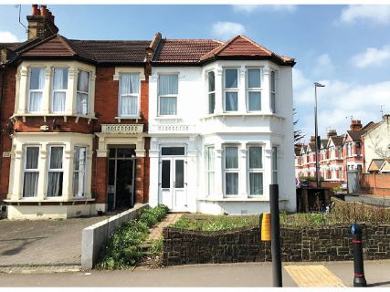 Property for auction in Essex)