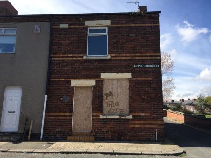 Property for auction in County Durham)