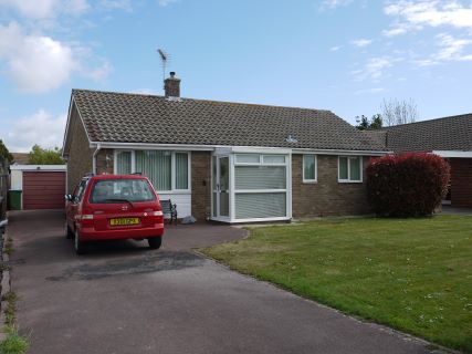 Property for auction in West Sussex)