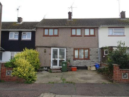Property for auction in Essex)