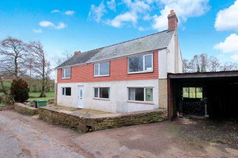 Property for auction in Herefordshire)