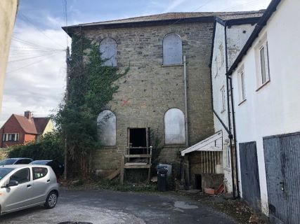 Property for auction in Herefordshire)