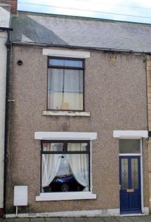 Property for auction in County Durham)