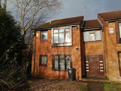 Property for auction in West Midlands)
