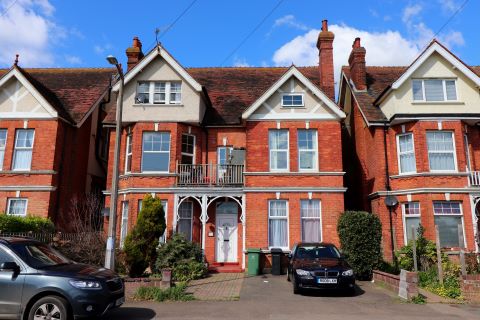 Property for auction in East Sussex)