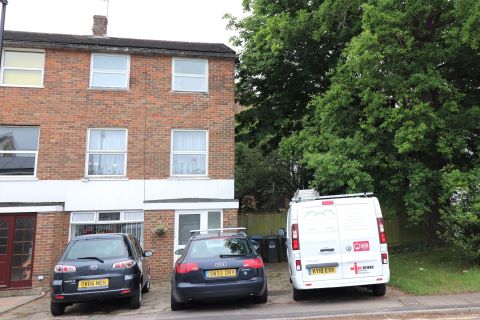 Property for auction in West Sussex)