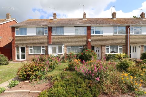 Property for auction in West Sussex)