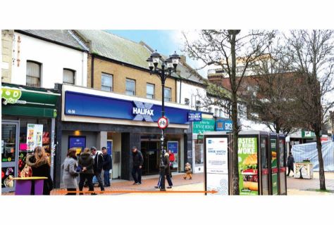 Property for auction in Essex)