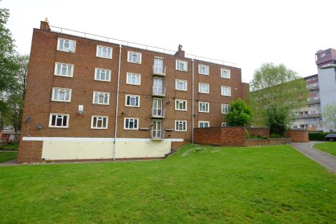 Property for auction in Avon)