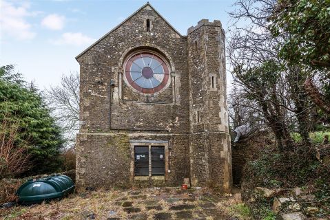 Property for auction in Wiltshire)