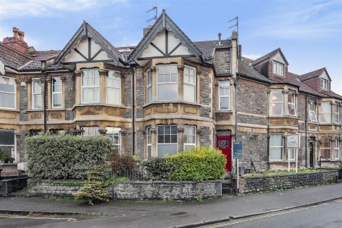 Property for auction in Avon)