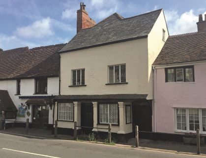 Property for auction in Somerset)
