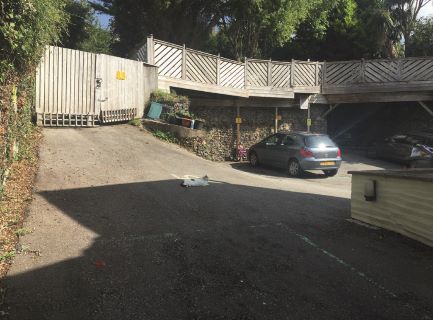 Property for auction in Devon)