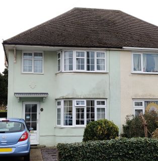 Property for auction in Hampshire)