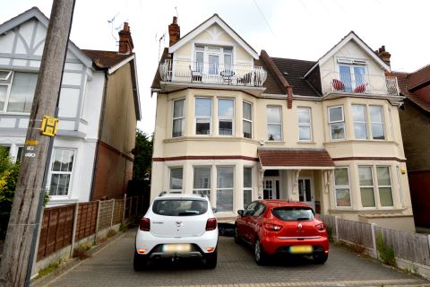 Property for auction in Essex)