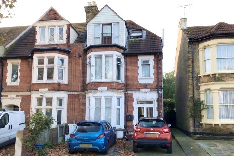 Property for auction in Essex)