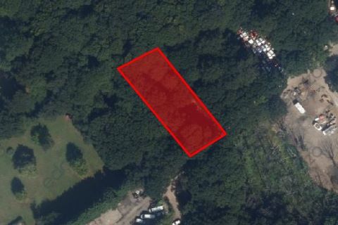 Property for auction in Essex)