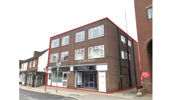 Property for auction in Essex)