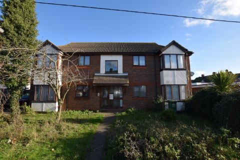 Property for auction in Essex)