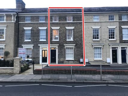 Property for auction in Essex)