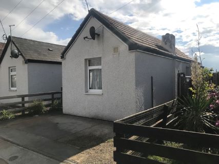 Property for auction in Essex)