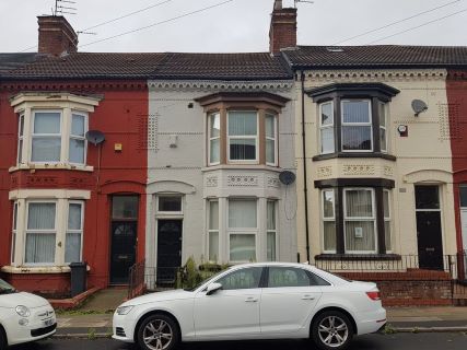 Property for auction in Merseyside)