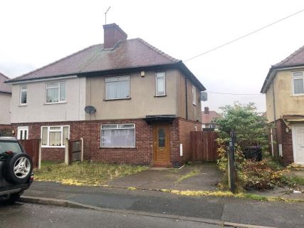 Property for auction in Nottinghamshire)