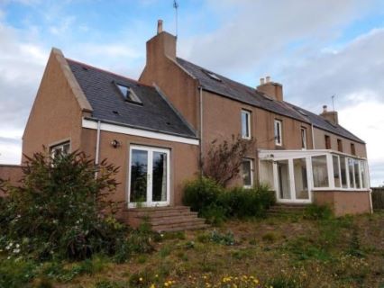 Property for auction in Aberdeenshire)
