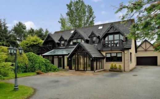 Property for auction in Kincardineshire)