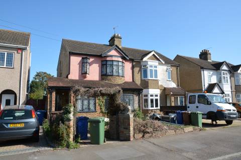 Property for auction in Essex)