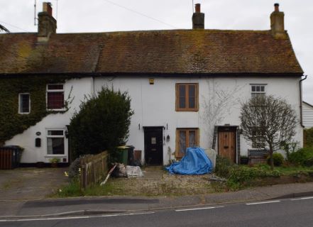 Property for auction in Essex)