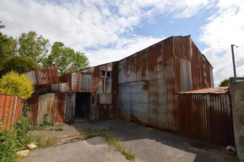 Property for auction in Somerset)