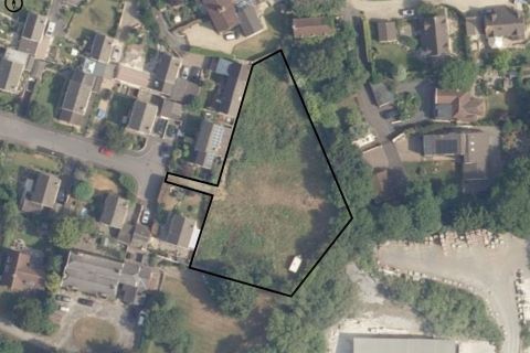 Property for auction in Avon)