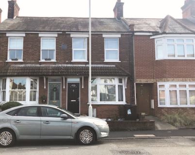 Property for auction in Essex)
