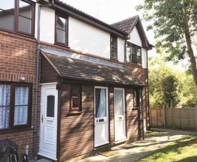 Property for auction in Essex)