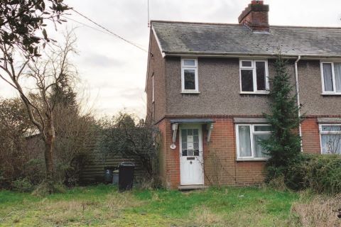 Property for auction in Essex)