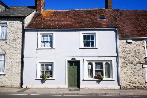 Property for auction in Wiltshire)