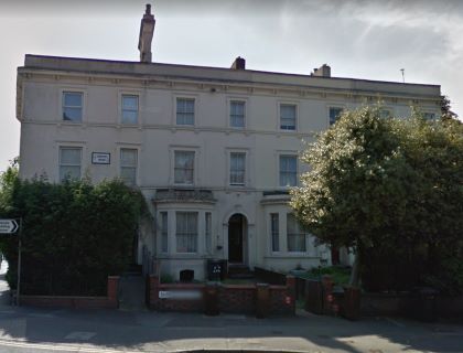 Property for auction in West Midlands)