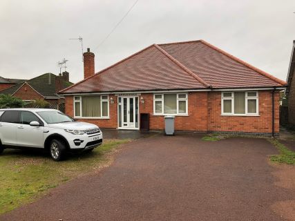Property for auction in Nottinghamshire)
