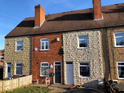 Property for auction in Nottinghamshire)