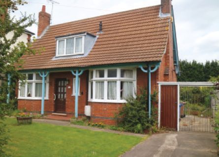 Property for auction in Nottinghamshire)